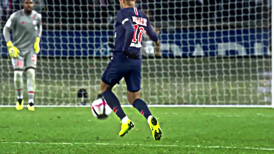 官方：西班牙名哨“平方哥”执法欧冠第6轮亚特兰大vs切尔西（官方确认：西班牙名哨“平方哥”将执法欧冠第6轮亚特兰大对阵切尔西）