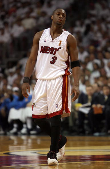 李玮锋：做青训我是下定决心的；苏超最重要的是给年轻人舞台（李玮锋：坚定投身青训；苏超关键是给年轻人机会）