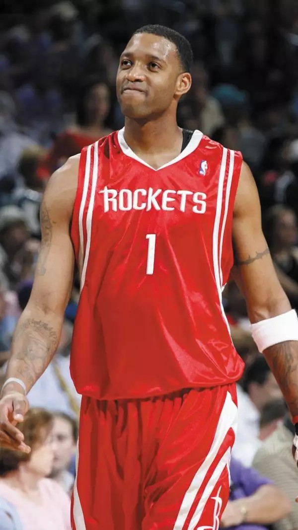 于根伟考察收官战主场场地：前些天草皮一直在开地暖加紧养护（于根伟实地查看收官战主场：草皮此前持续开启地暖加速养护）