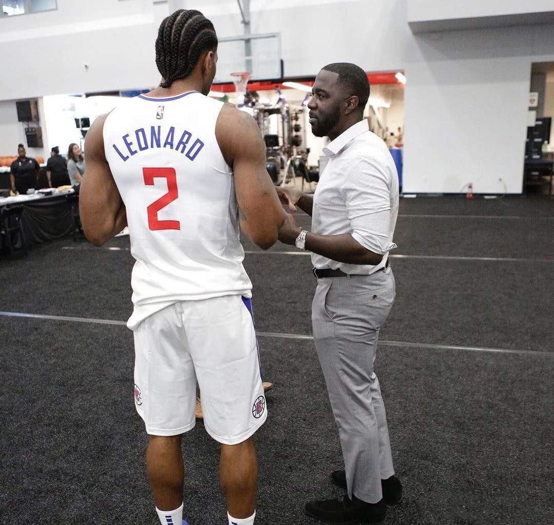 官方：摩洛哥国门布努当选非洲年度最佳门将（官方确认：摩洛哥门将布努荣膺非洲年度最佳门将）